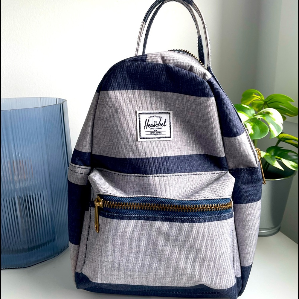 Herschel Nova mini backpack
